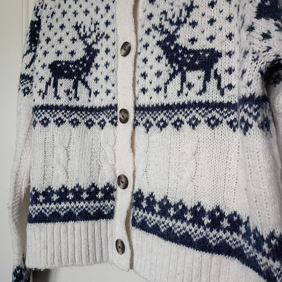 Old Navy Chunky Knit Reindeer Cardigan Nordic Fair Isle Winter Christmas M - Picture 4 of 6